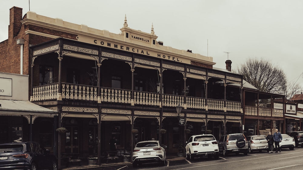 Tanswells Commercial Hote in Beechworth, Australia