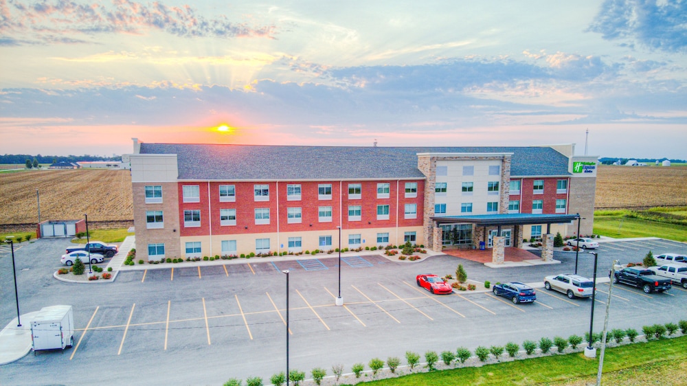 Holiday Inn Express & Suites Remington an IHG Hotel - featured photo