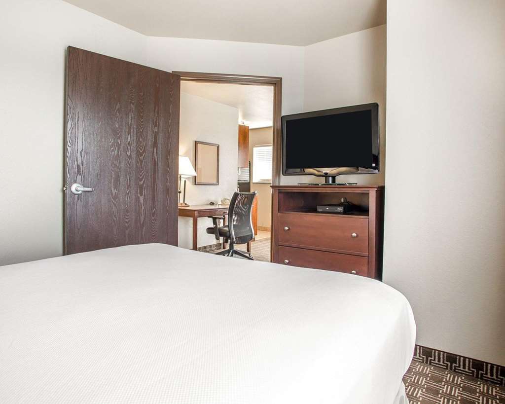 MainStay Suites St. Robert Fort Leonard Wood - photo 18