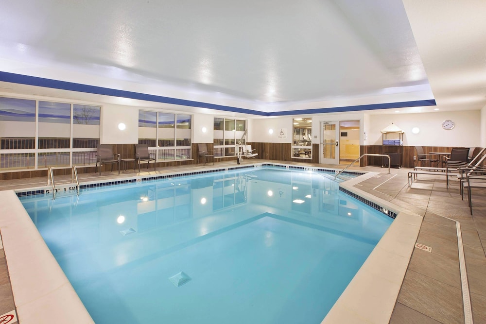 Fairfield Inn & Suites by Marriott Flint Grand Blanc - photo 17