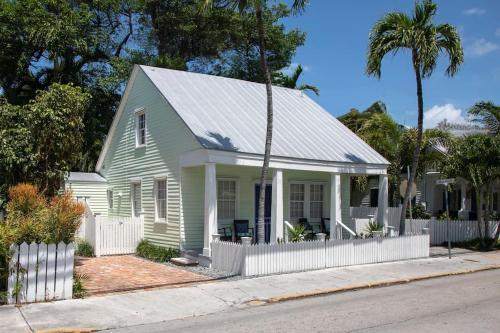 Relaxing island home Great location Stylish — 4-Star Luxury Hotel in Key West, United States