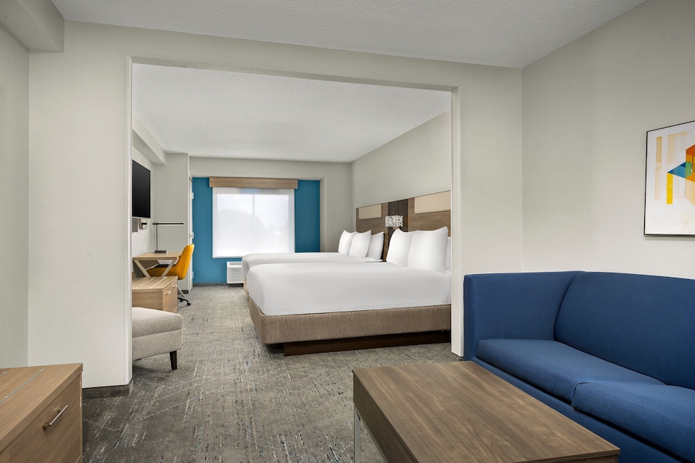 Holiday Inn Express Hotel & Suites Greensboro Airport Area by IHG - photo 11