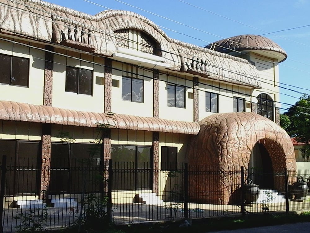 DDD Habitat Dormtel in Puerto Princesa, Philippines