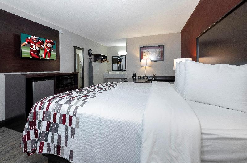 Red Roof Inn Muscle Shoals - photo 29