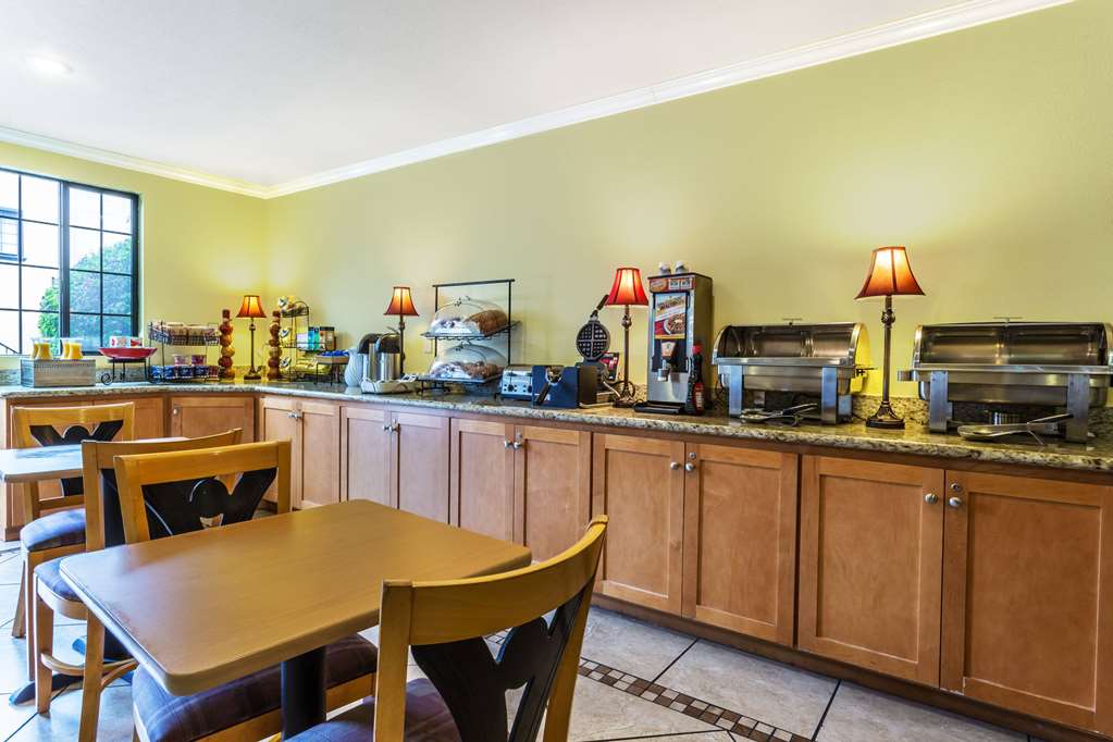 Ramada by Wyndham Mountain View - photo 32