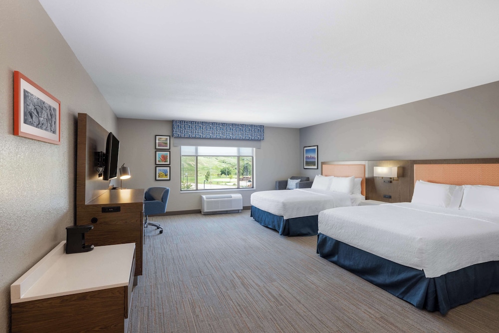 Hampton Inn & Suites Casper - photo 18