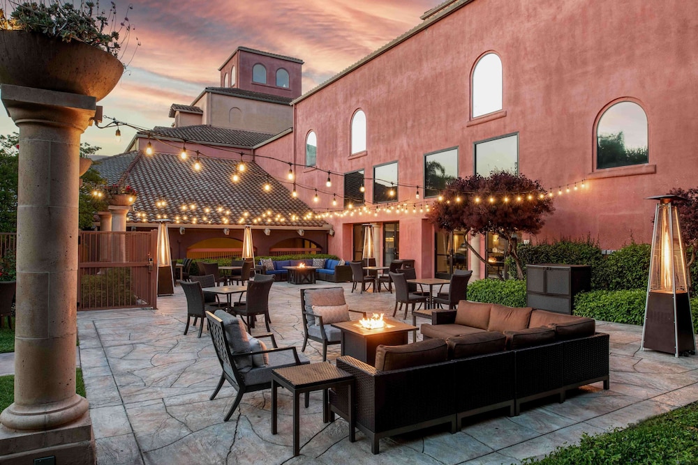 DoubleTree by Hilton Sonoma Wine Country - photo 80