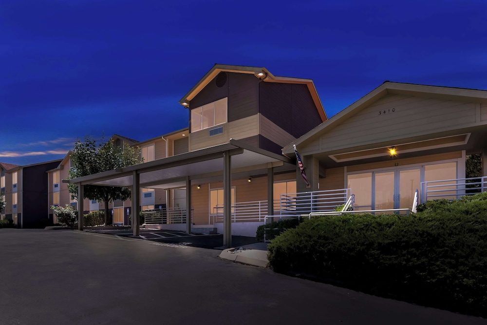 Best Western Topaz Lake Inn - photo 35