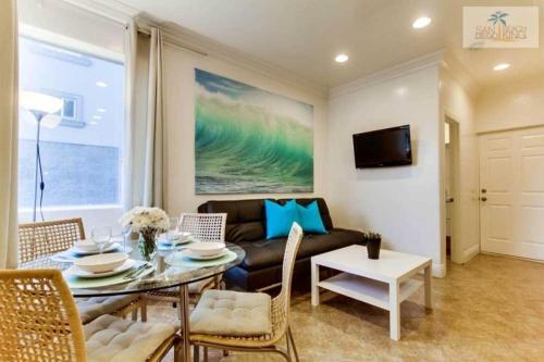 201 Surf Stars Studio in San Diego, United States