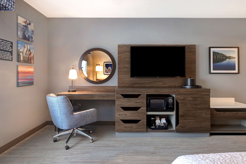 Hampton Inn Crown Point - photo 5