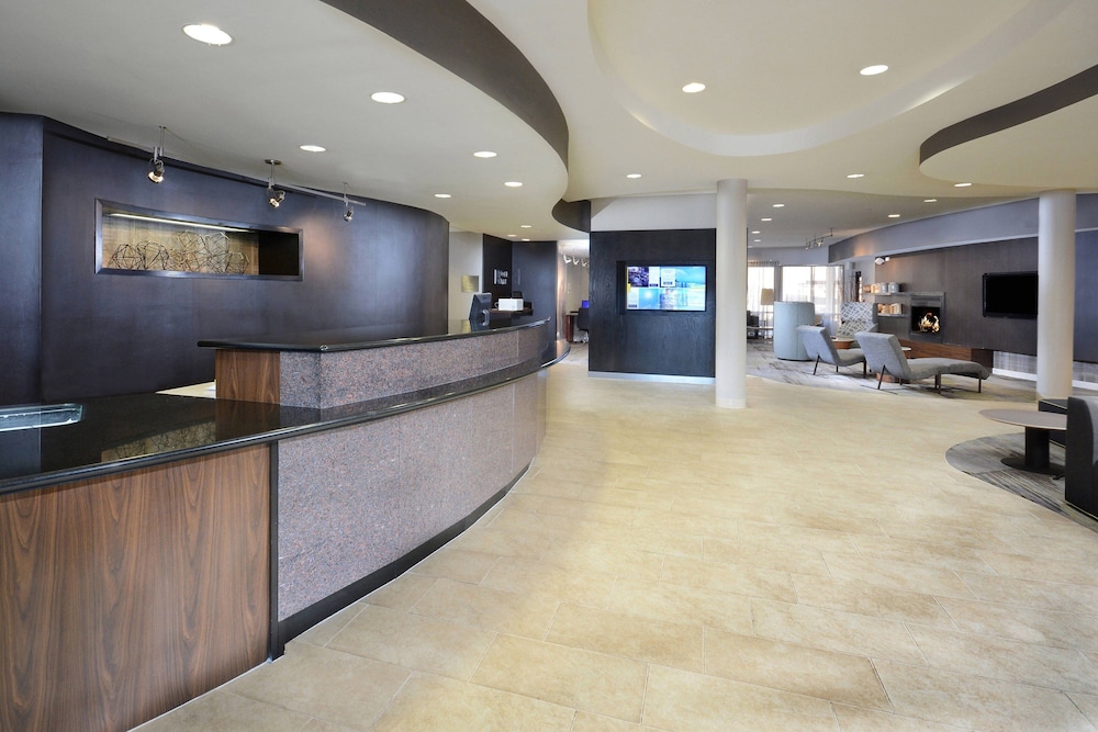 Courtyard by Marriott Danville - photo 7