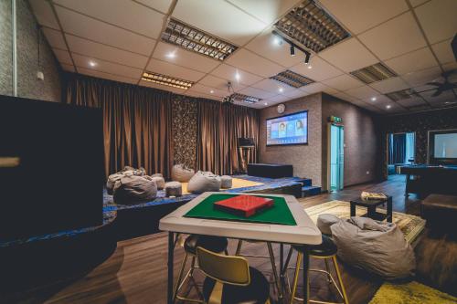 Tun Aminah Shoplot 10 15pax KTV Mahjong Funhouse by Our Stay in Skudai, Malaysia