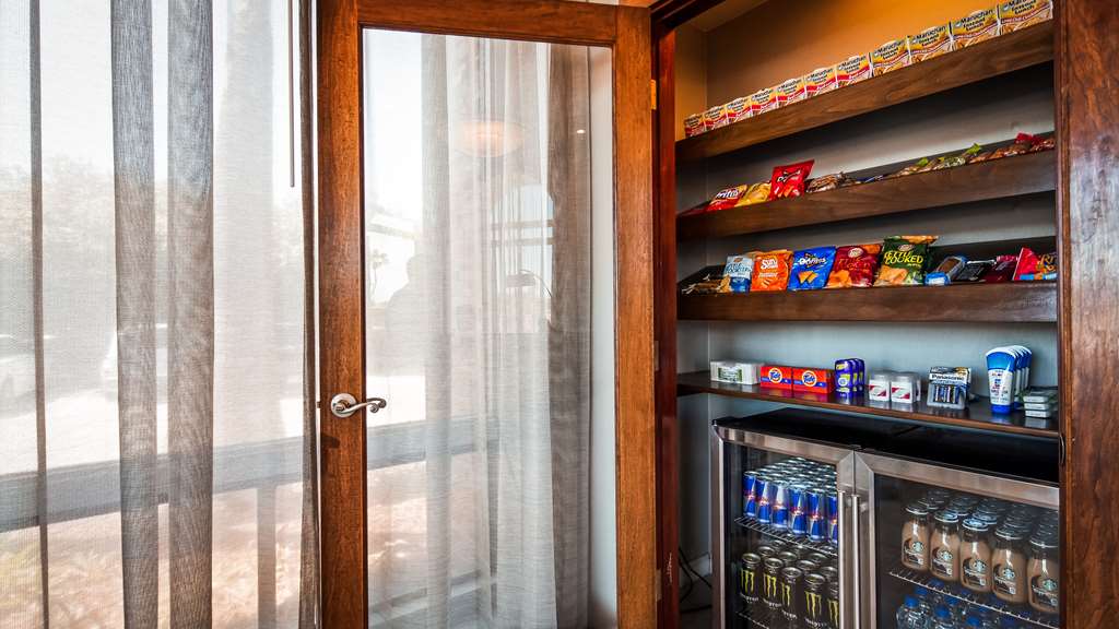Best Western Plus Executive Inn & Suites - photo 48