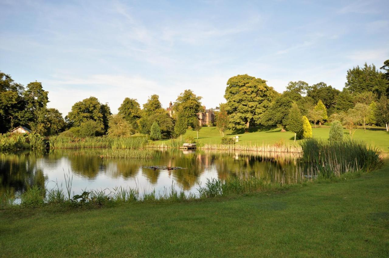 Carnell Country Estate & Holiday Cottages in Ayrshire — hotel in Kilmarnock
