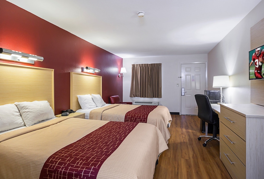 Red Roof Inn West Memphis AR - photo 11