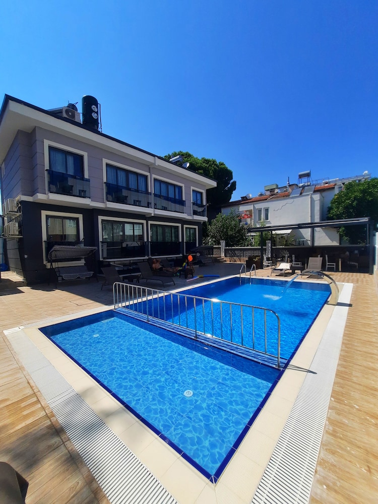 World Cities Residence — 4-Star Luxury Hotel in Kemer, Turkey