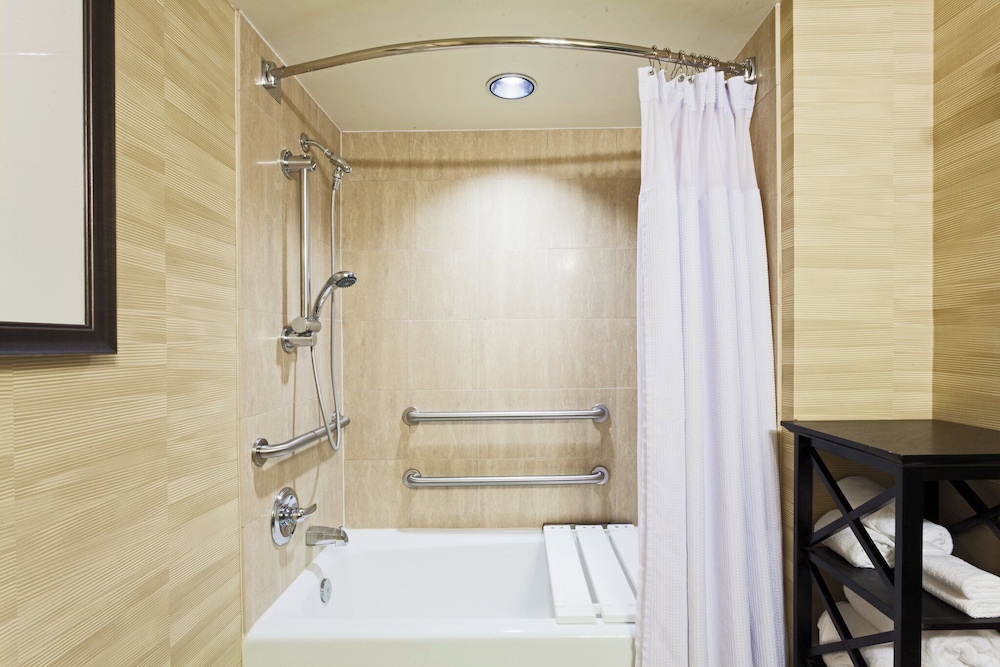 Crowne Plaza Hotel Jacksonville Airport I 95N by IHG - photo 17