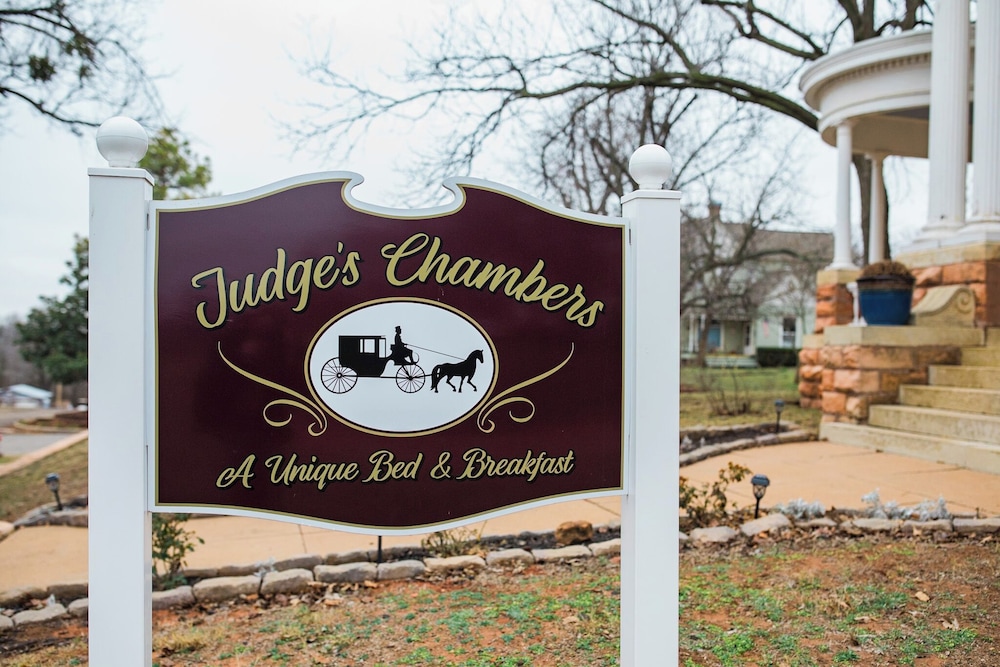 The Judge’s Chambers — Guthrie — photo 3