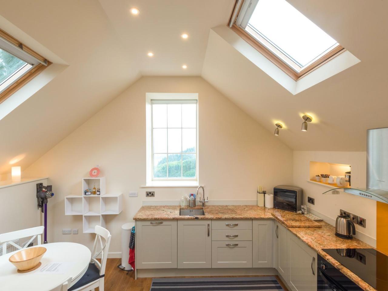 Bishop's Castle Barn — 5-Star Luxury Hotel in Bishop's Castle, United Kingdom