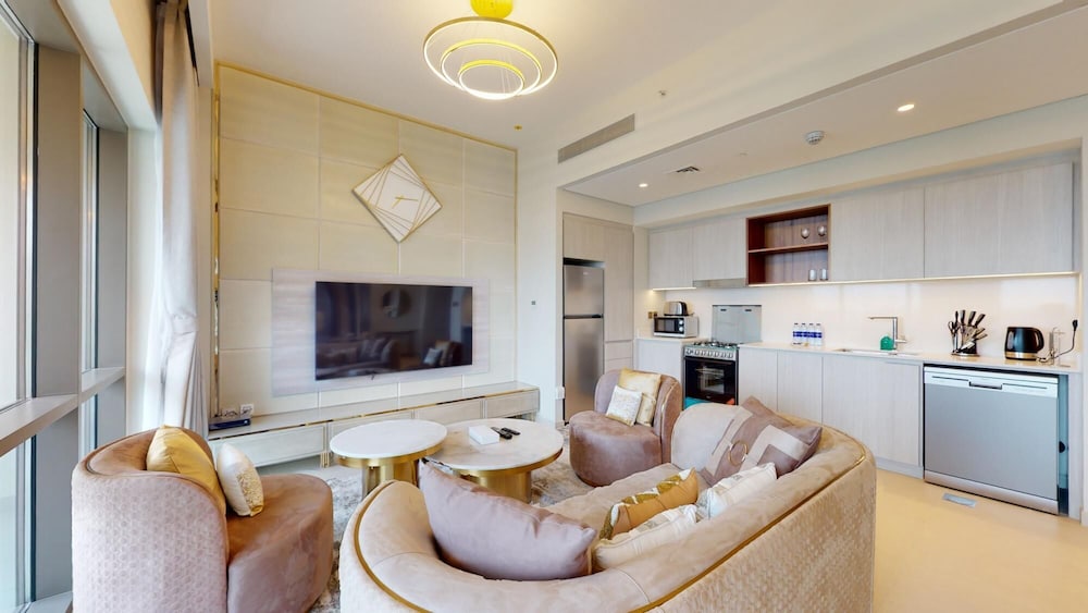 Creek Harbour Vida Residences Unit 805 — 4-Star Luxury Hotel in Dubai, United Arab Emirates