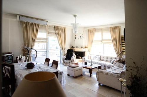 Aigio Park Apartment — 4-Star Luxury Hotel in Aigio, Greece