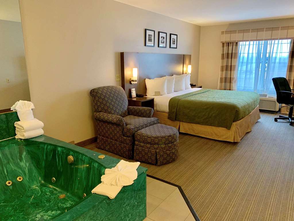 Country Inn & Suites by Radisson Kenosha Pleasant Prairie - photo 12