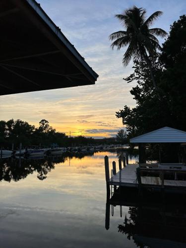 Naples Waterfront w Direct Gulf Access in Naples, United States