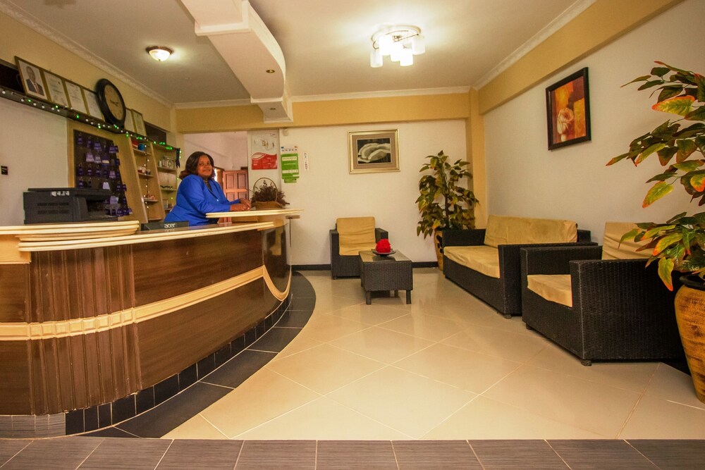 Meru Paramount Hotel — Meru — photo 2