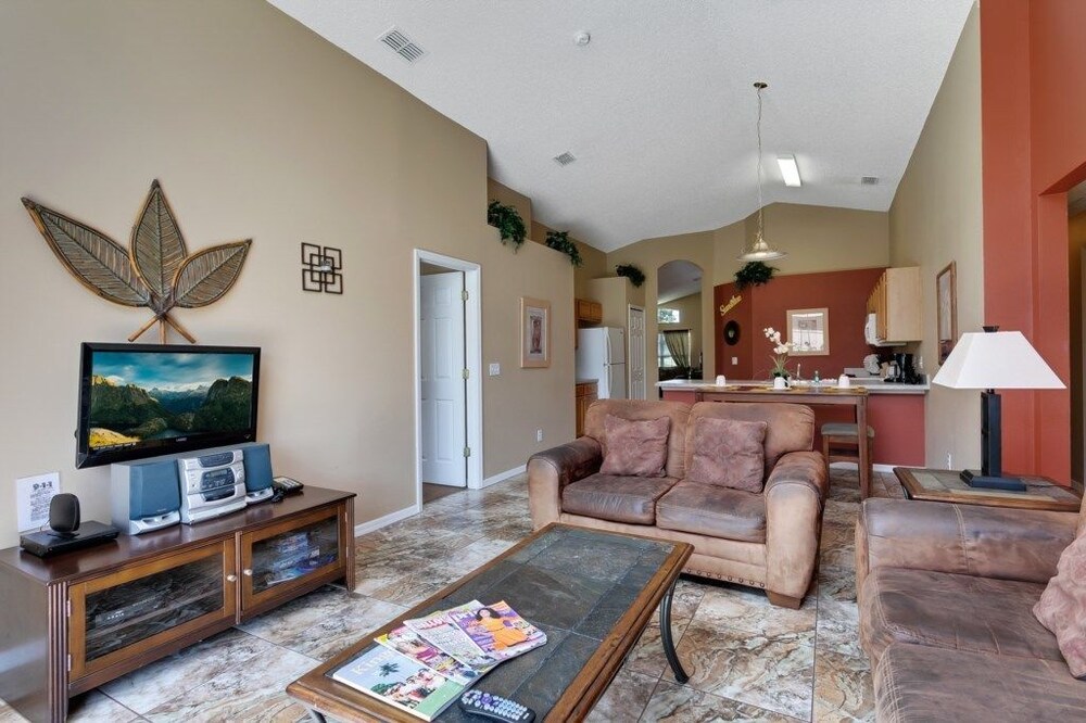 Emerald Island Resort 4 bed 3 Bath With Pool spa - photo 15