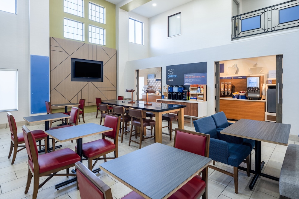 Holiday Inn Express Corydon by IHG - photo 44