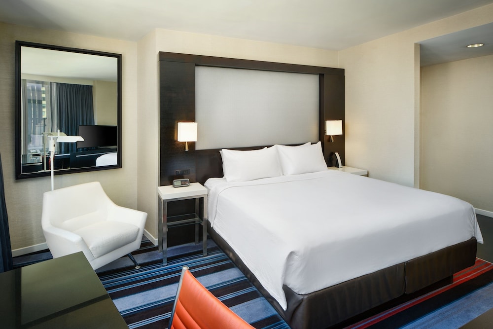Courtyard by Marriott New York Manhattan Central Park - photo 7