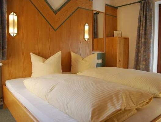 Hotel Pension Kirchplatz in St Anton Am Arlberg, Austria