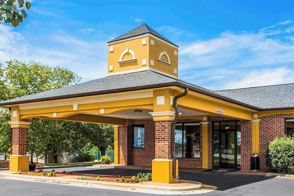 Quality Inn Albemarle - photo 30