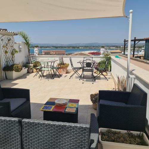 Casa Daphne di Ortigia — 4-Star Luxury Hotel in Siracusa, Italy