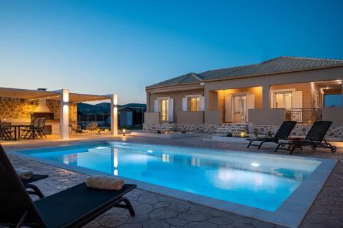 Abelia Villa a Luxurious And Exclusive Residence Designed for Your Ultimate Comfort — 4-Star Luxury Hotel in Agios Kirykos, Greece