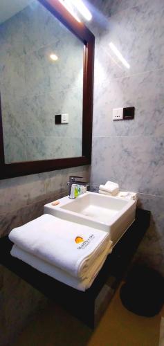 Grand Samudra Hotel in Tangalle, Sri Lanka