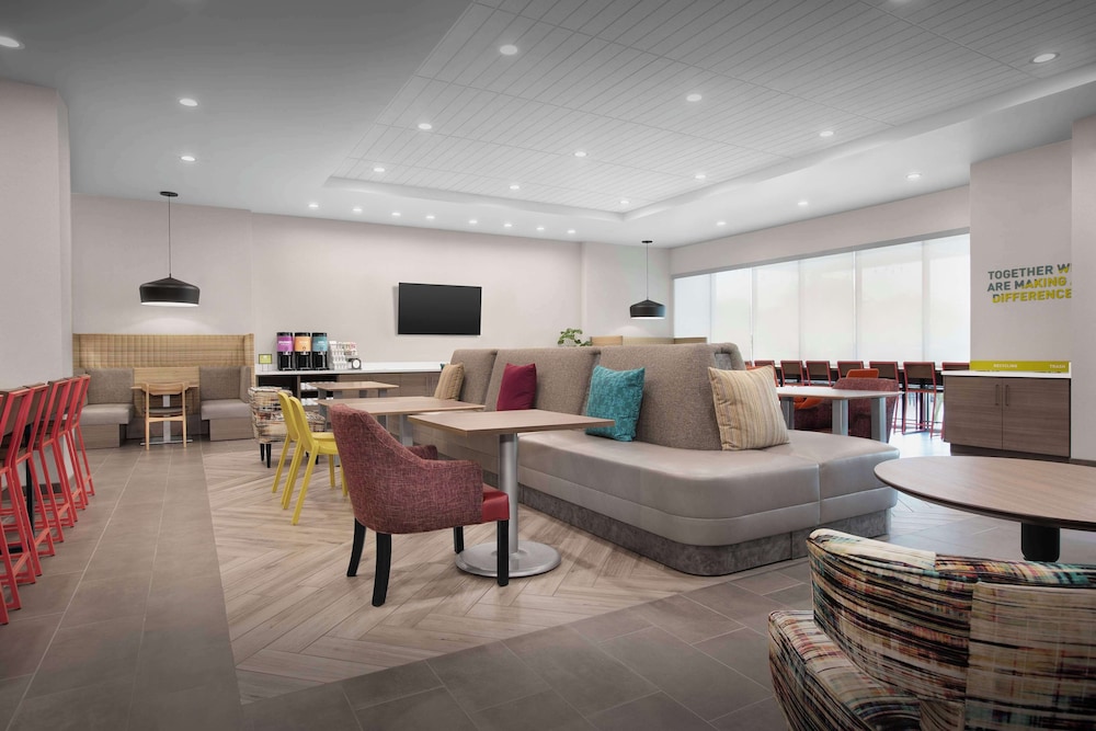 Home2 Suites by Hilton Phoenix North Happy Valley - photo 27