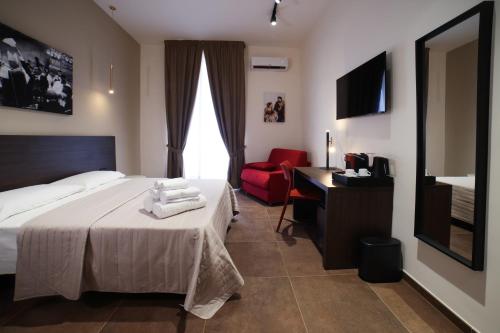 Sciuscià beb spaccanapoli — 4-Star Luxury Hotel in Naples, Italy