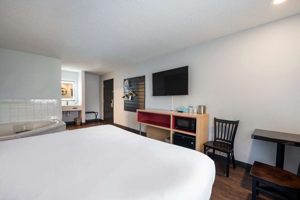 Red Lion Inn & Suites Ontario - photo 15