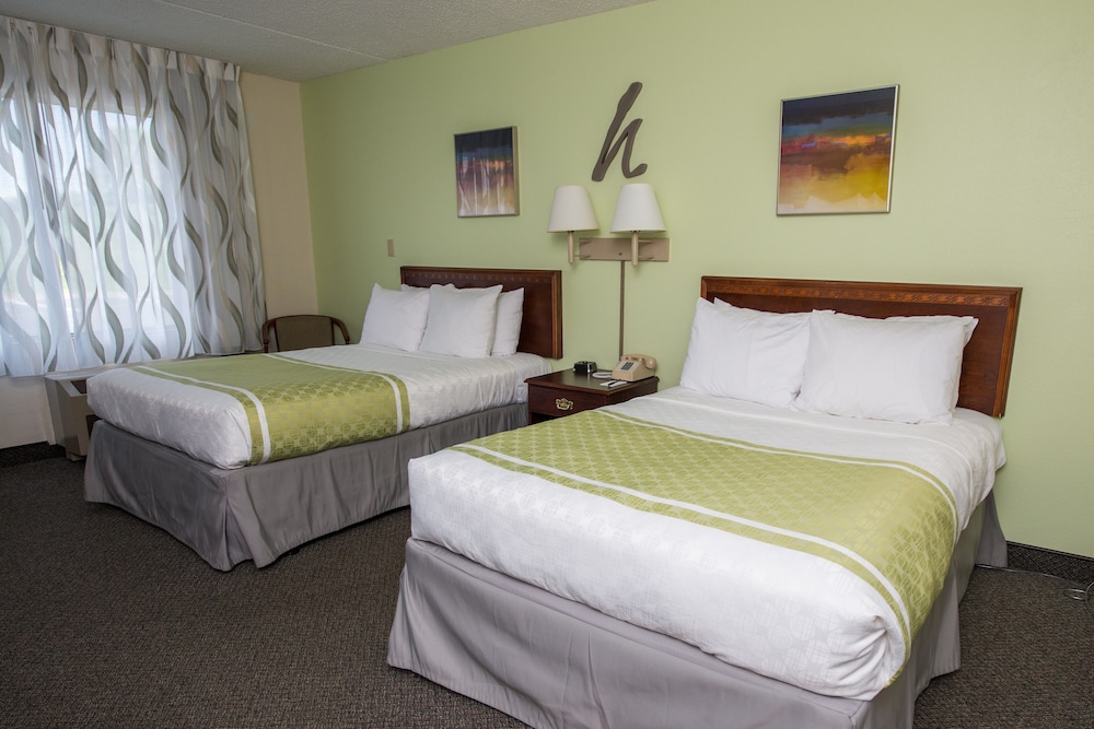 The Hope Hotel and Richard C. Holbrooke Conference Center - photo 11