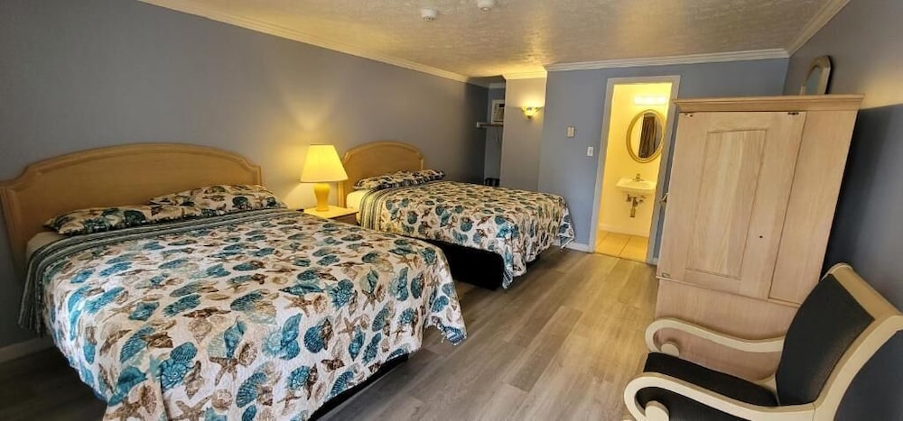 Tallwood Motel Wells - photo 2