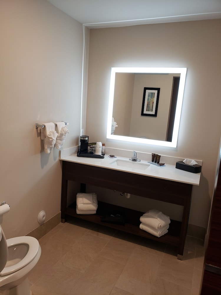 Wingate by Wyndham Christiansburg - photo 15