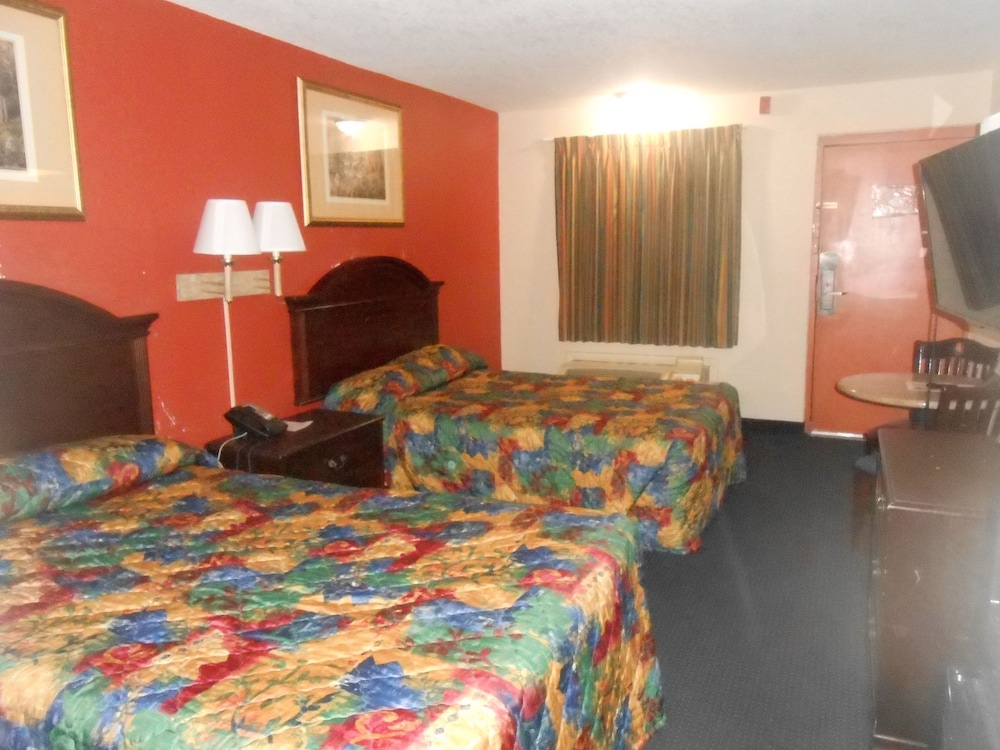 Executive Garden Titusville Hotel - photo 5