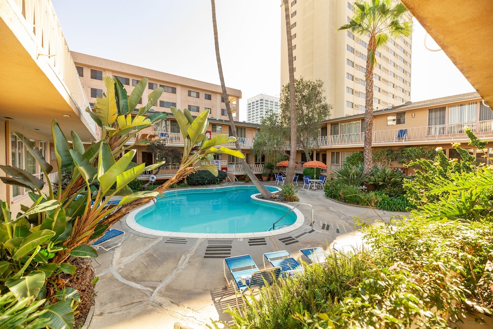 Cal Mar Hotel Suites - photo 16