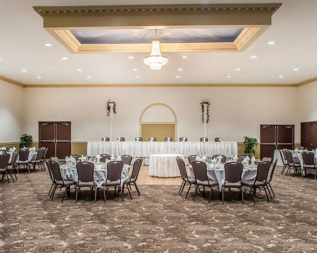 Quality Inn Niagara Falls Blvd - photo 32