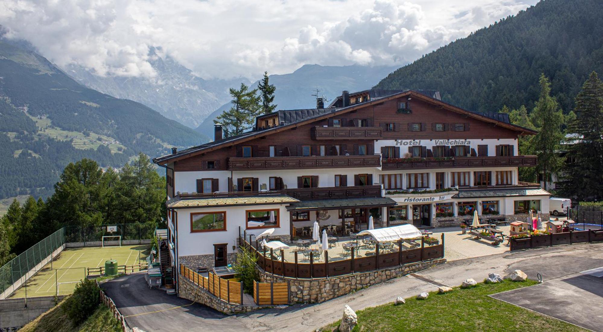 Hotel Vallechiara - carbon neutral hotel in Bormio