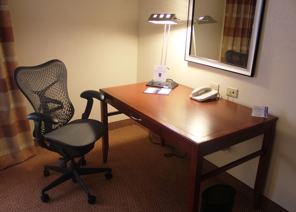 Hilton Garden Inn Starkville - photo 34