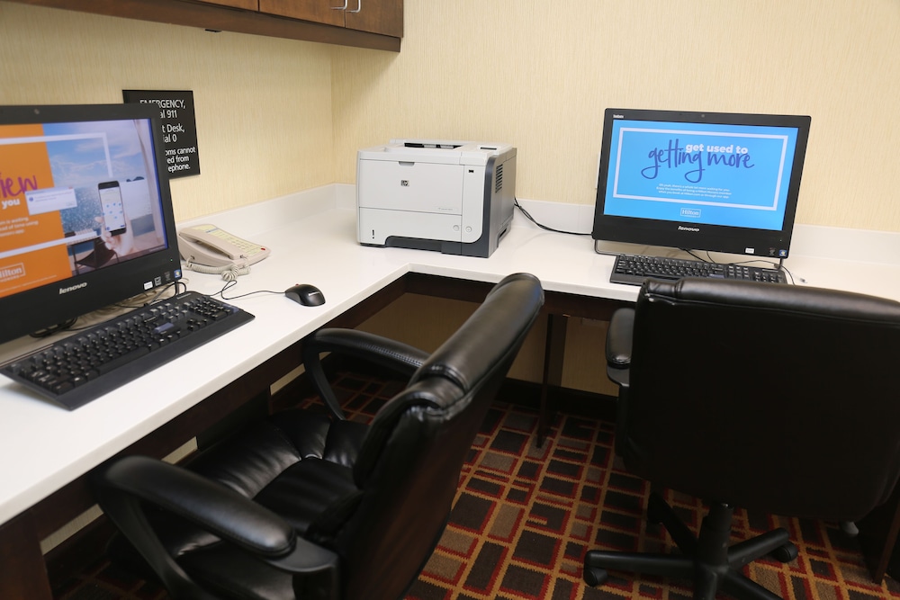 Hampton Inn Sumter - photo 33
