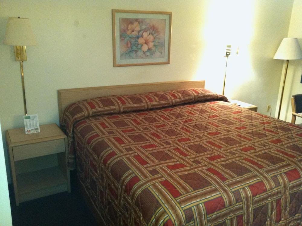 Heritage Inn - photo 11