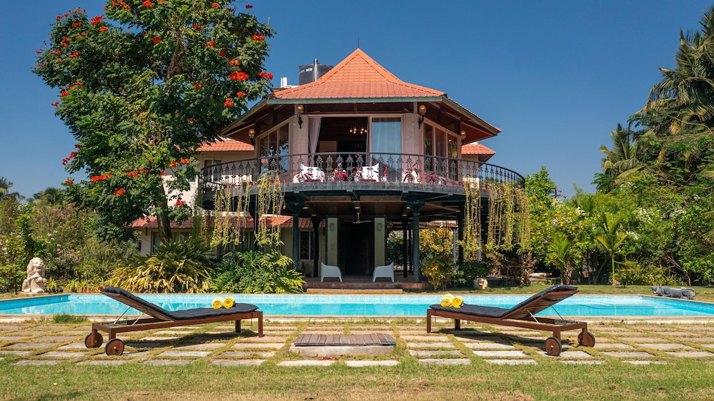 Amã Stays & Trails Skyfall Kashid in Murud, India